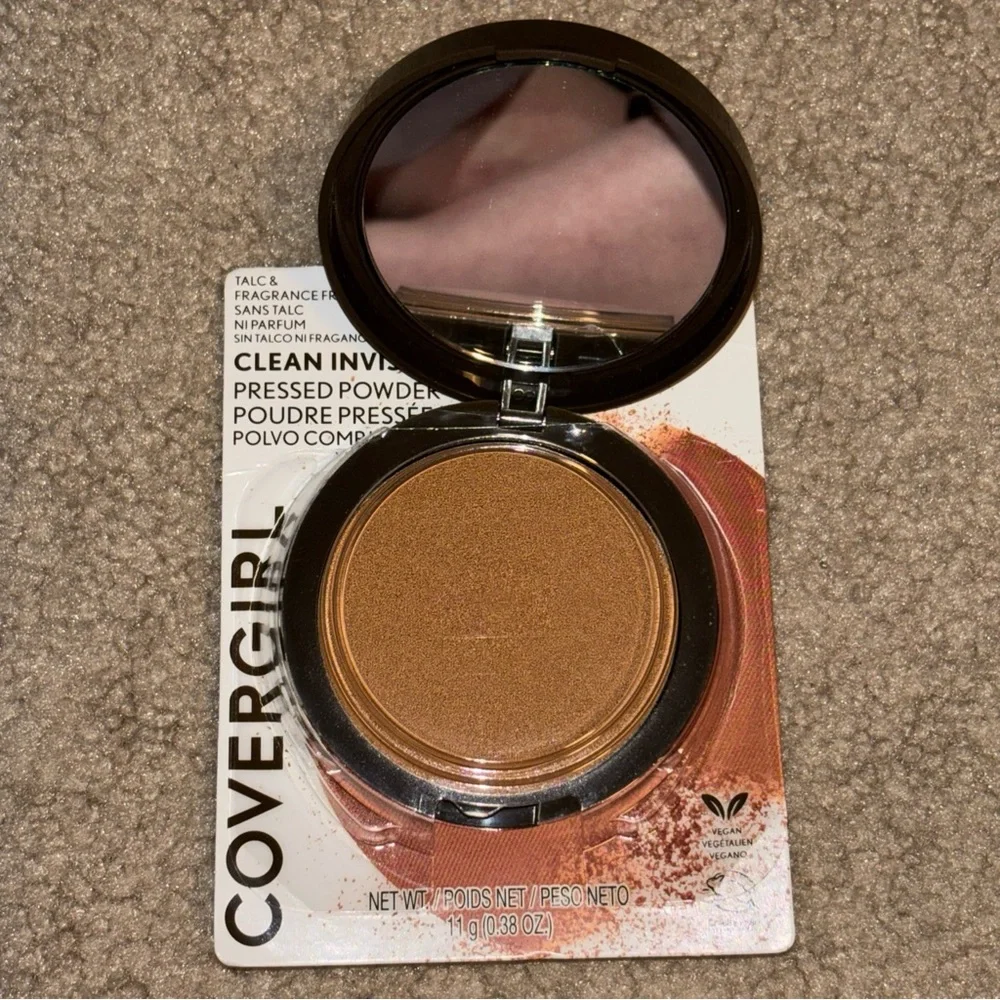 CoverGirl Clean Invisible Pressed Powder - 165 Tawny - 0.38 Oz. New